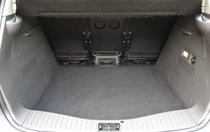 Ford Focus C-Max cena 11900 przebieg: 173000, rok produkcji 2006 z Nowe Miasto nad Pilicą małe 232